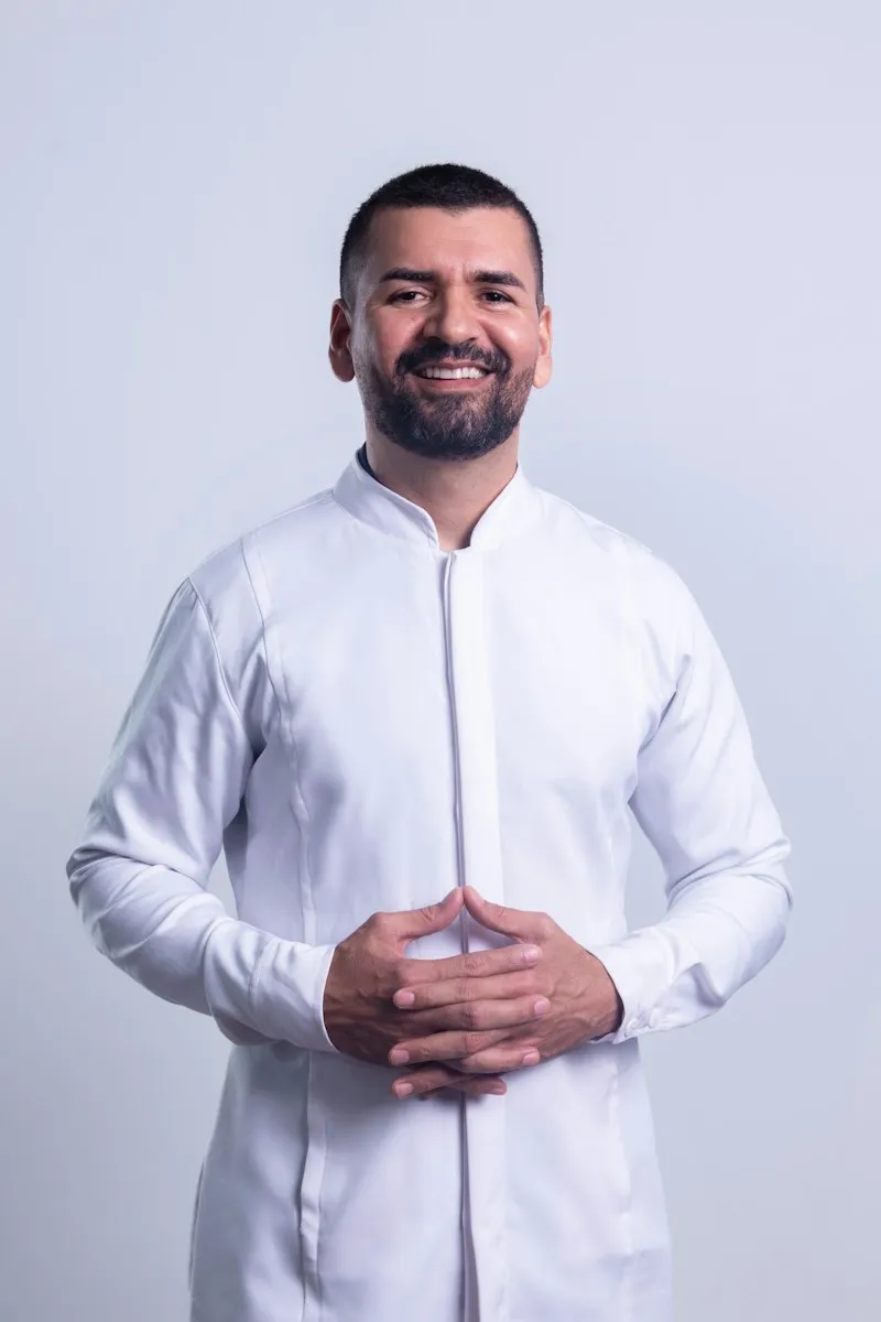 Dr. Radu Neagu